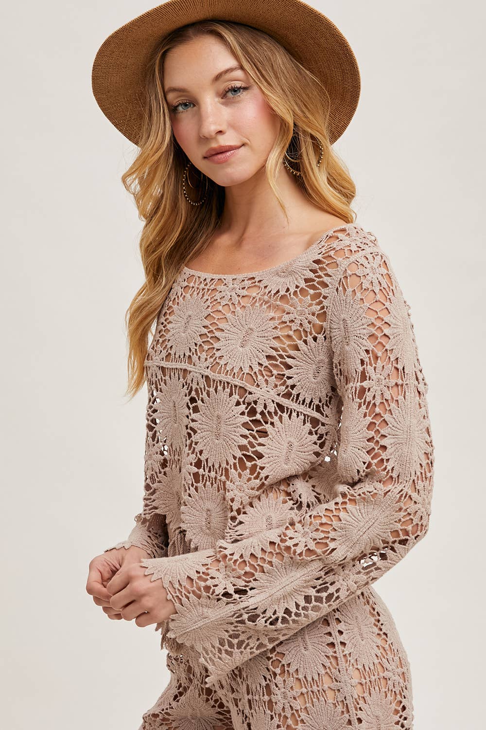 CROCHET CROPPED LONG SLEEVE TOP