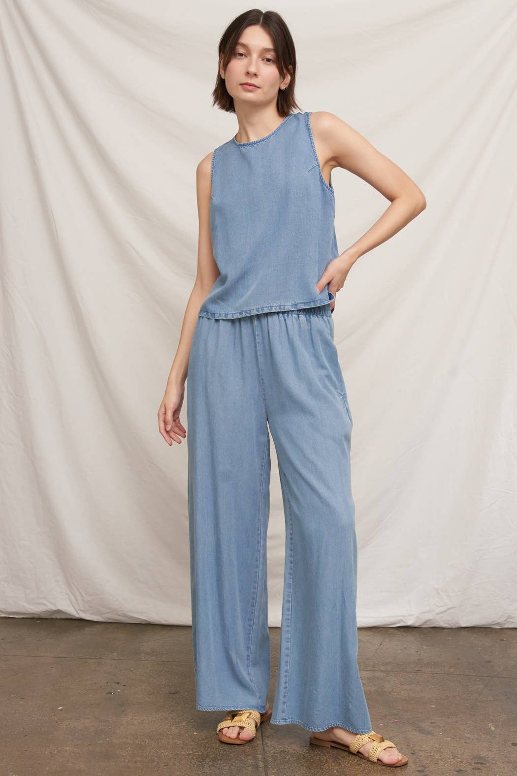 Back Button Sleeveless Denim Top