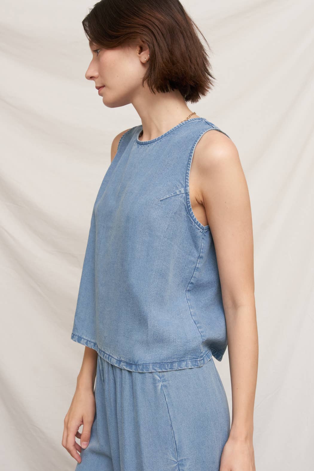 Back Button Sleeveless Denim Top