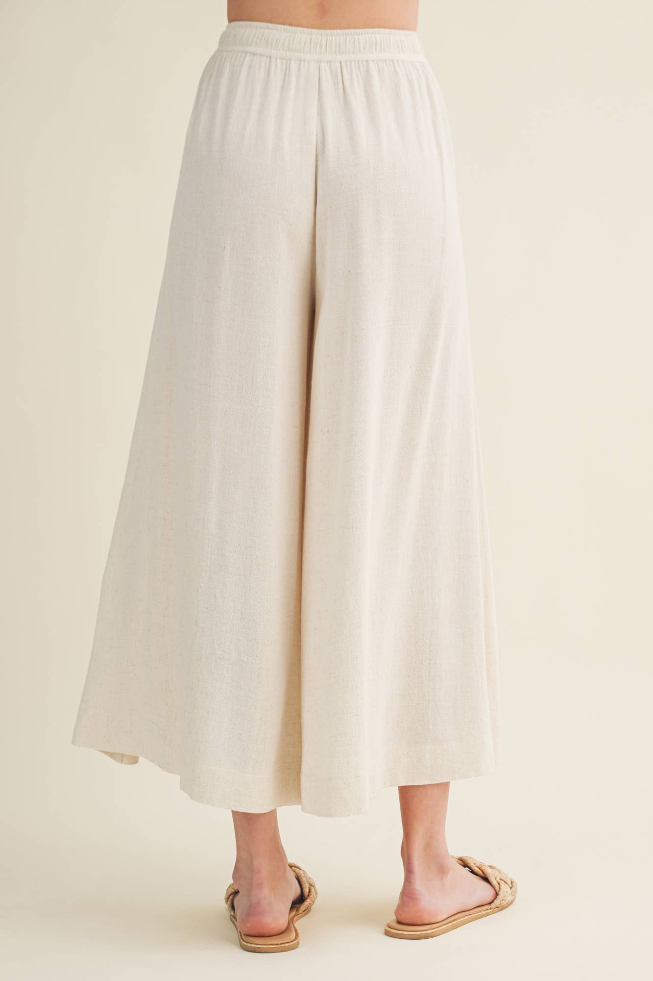 Elara Cropped Wide-Leg Pant