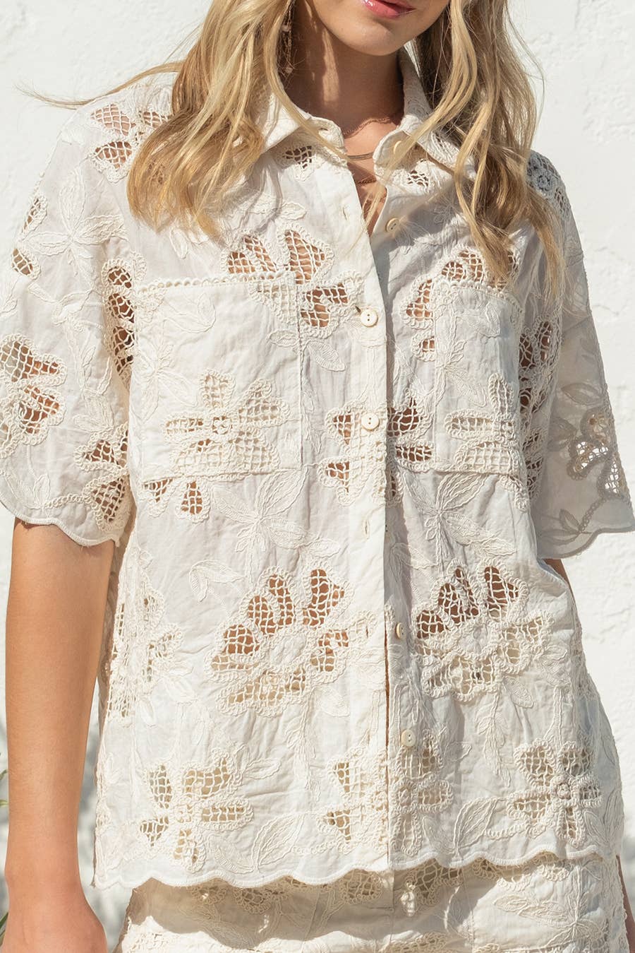 Scalloped Embroidery Shorts