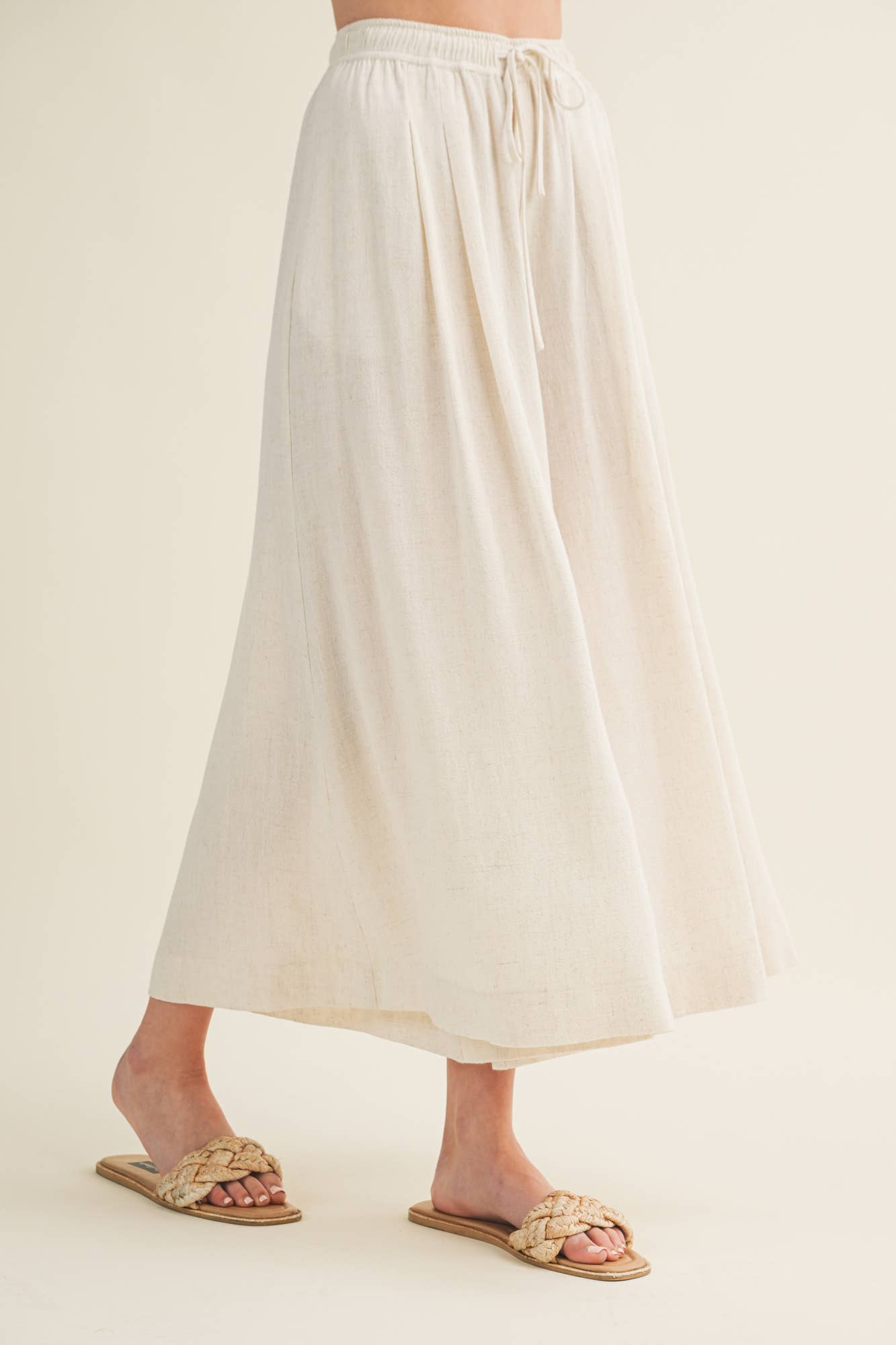 Elara Cropped Wide-Leg Pant